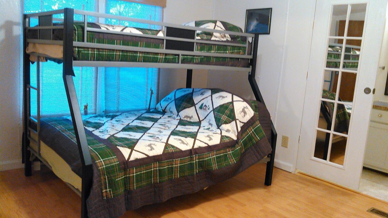 Ky Lake Area Rental Aurora Екстериор снимка